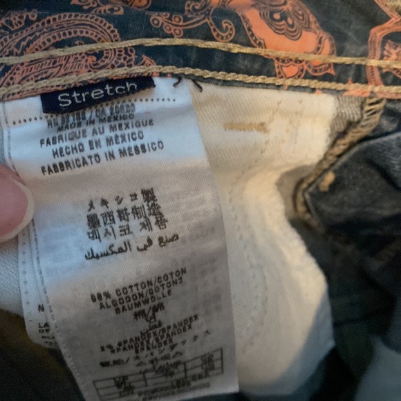 Guess Jean Shorts - Picture 7 of 8